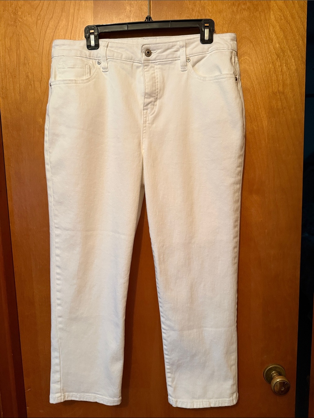 Macy’s exclusive Style and Co Curvy Capris
